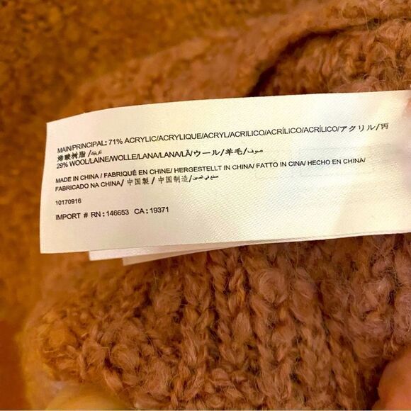 C/MEO Collective V-Neck Bell Sleeve Sweater - Picture 6 of 7